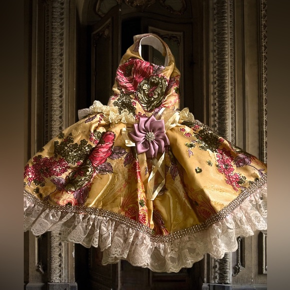 Her Royal Highness Portrait Dog Couture Gown Dress 👑